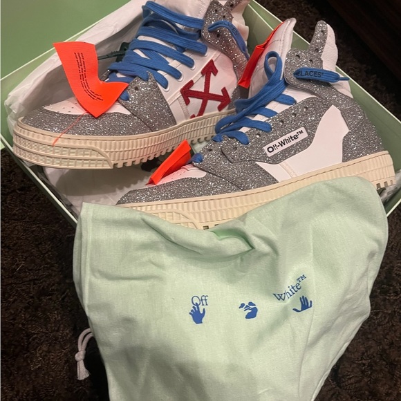 GLITTER OFF-WHITE HIGH TOP SNEAKERS - Picture 3 of 15